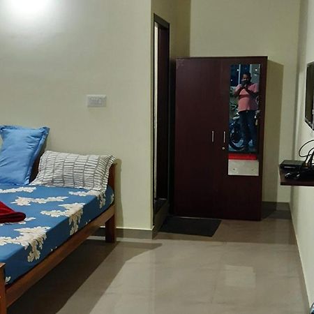 Sri Nandini Guest House Chikmagalūr Buitenkant foto