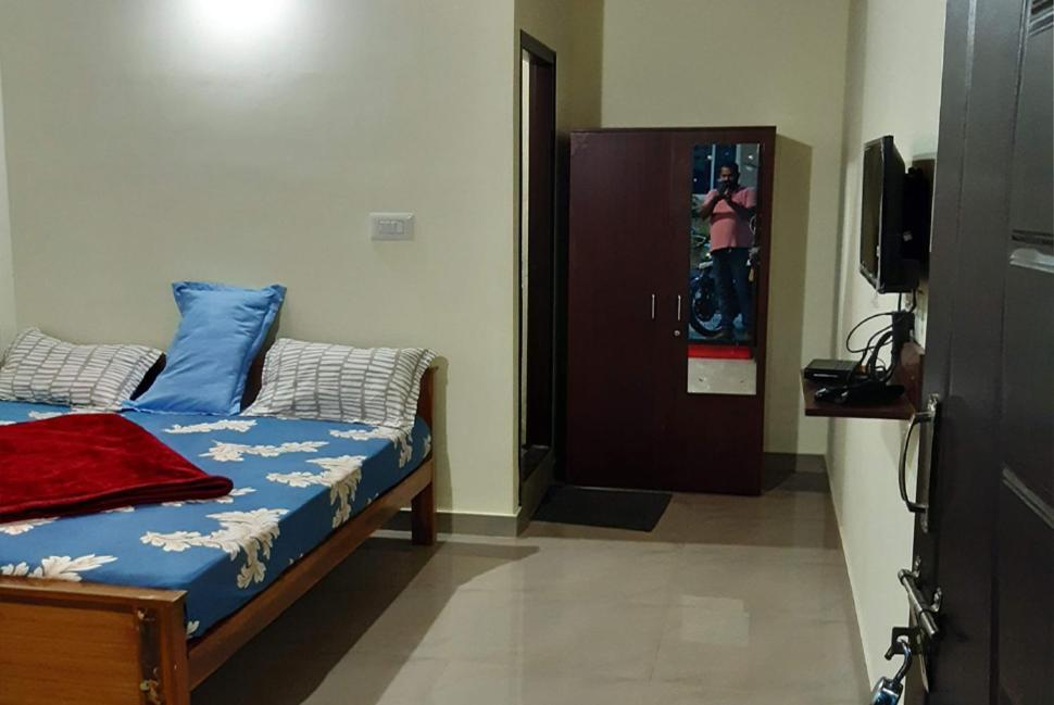 Sri Nandini Guest House Chikmagalūr Buitenkant foto