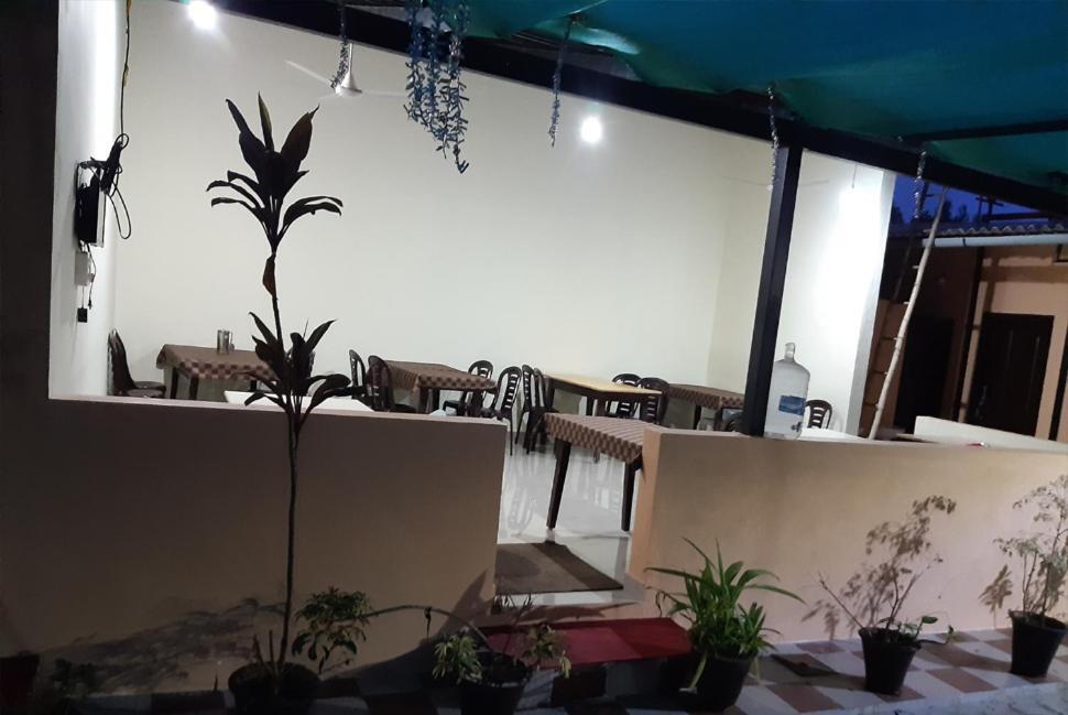 Sri Nandini Guest House Chikmagalūr Buitenkant foto