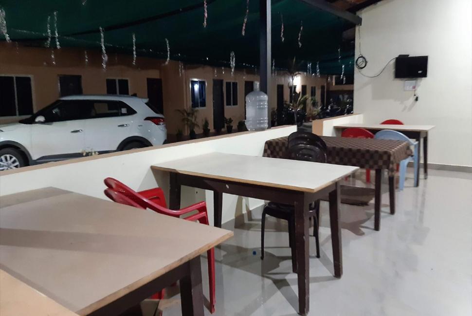 Sri Nandini Guest House Chikmagalūr Buitenkant foto